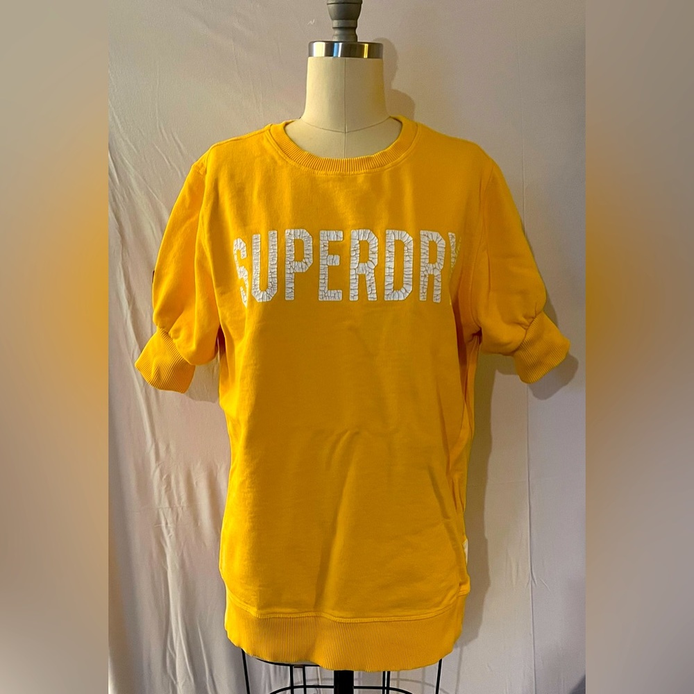 Superdry. Men’s Large. Gold yellow.
